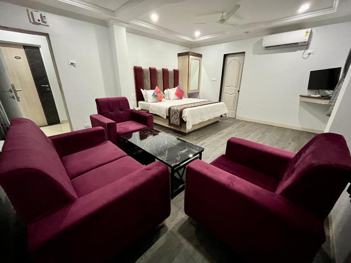 Hotel Jeet Paradise Phaltan Exterior photo